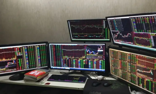 新手做期貨對(duì)電腦有要求嗎？期貨軟